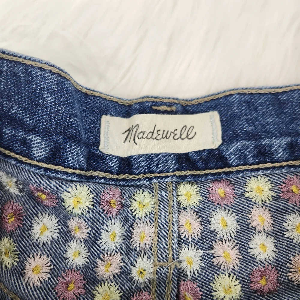 Madewell Floral Embroided Cutoff Medium Wash Denim Shorts